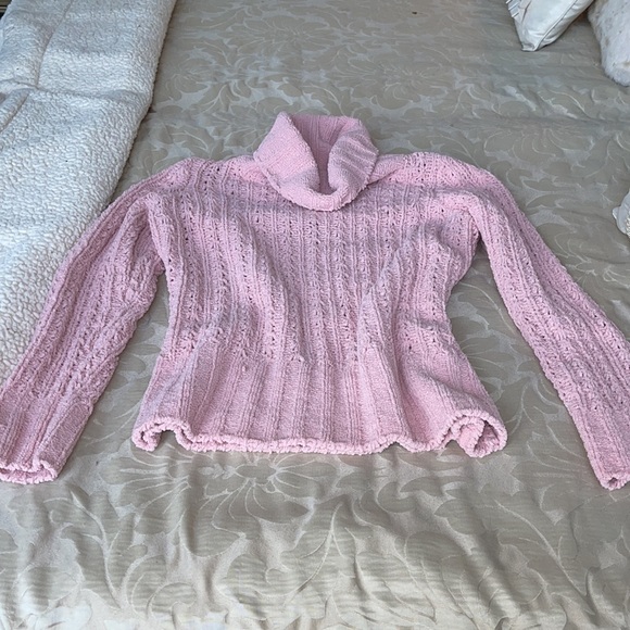 Super Soft & Fuzzy Sweater by “LIZ & Co” - Picture 13 of 13